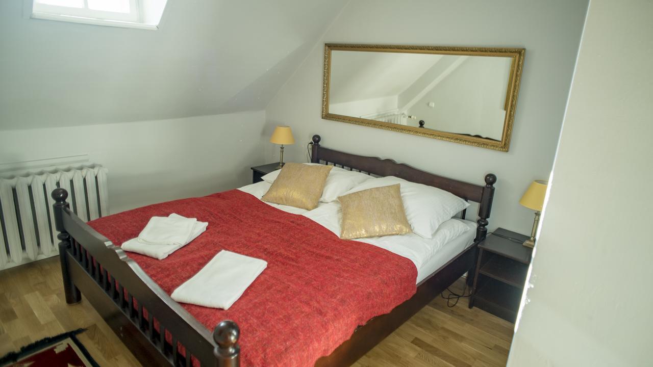 Palac Kobylniki Hotell Obrzycko Exteriör bild