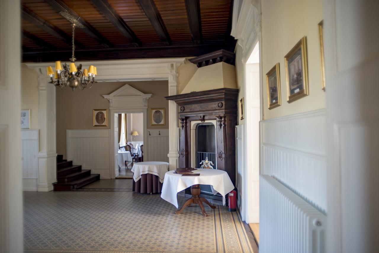 Palac Kobylniki Hotell Obrzycko Exteriör bild